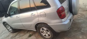 Toyota RAV4 2005 Silver