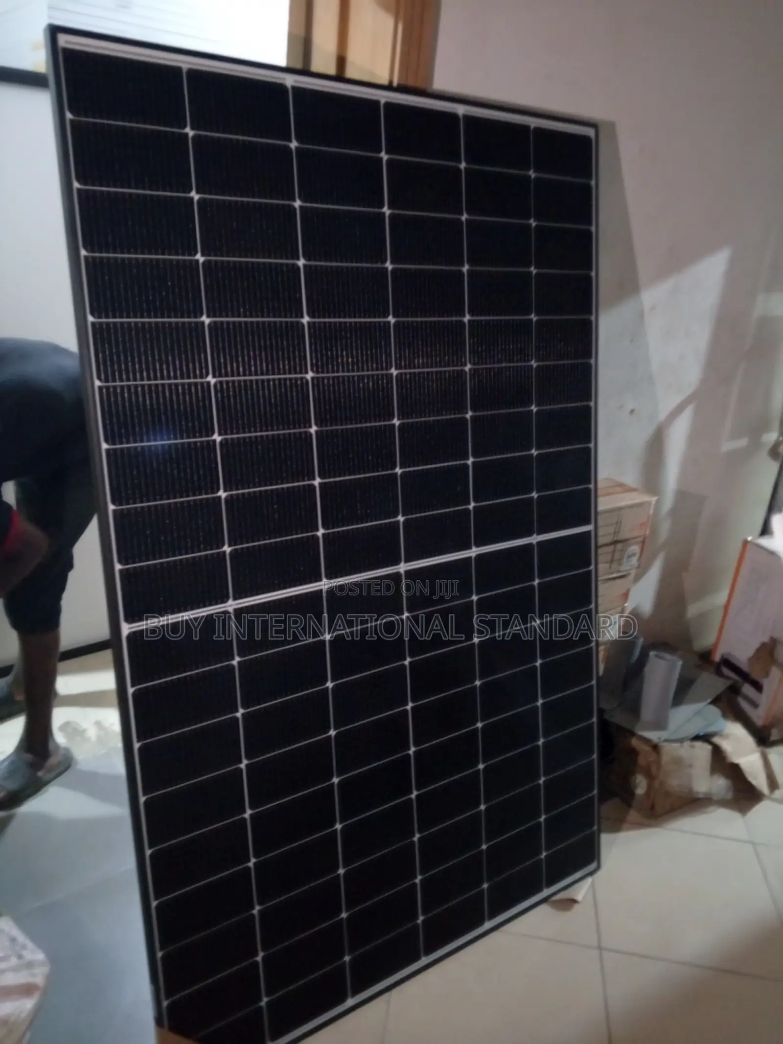 Brand New 350watt Solar Panel Felicity