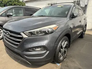 Hyundai Tucson Sport AWD 2016 Gray