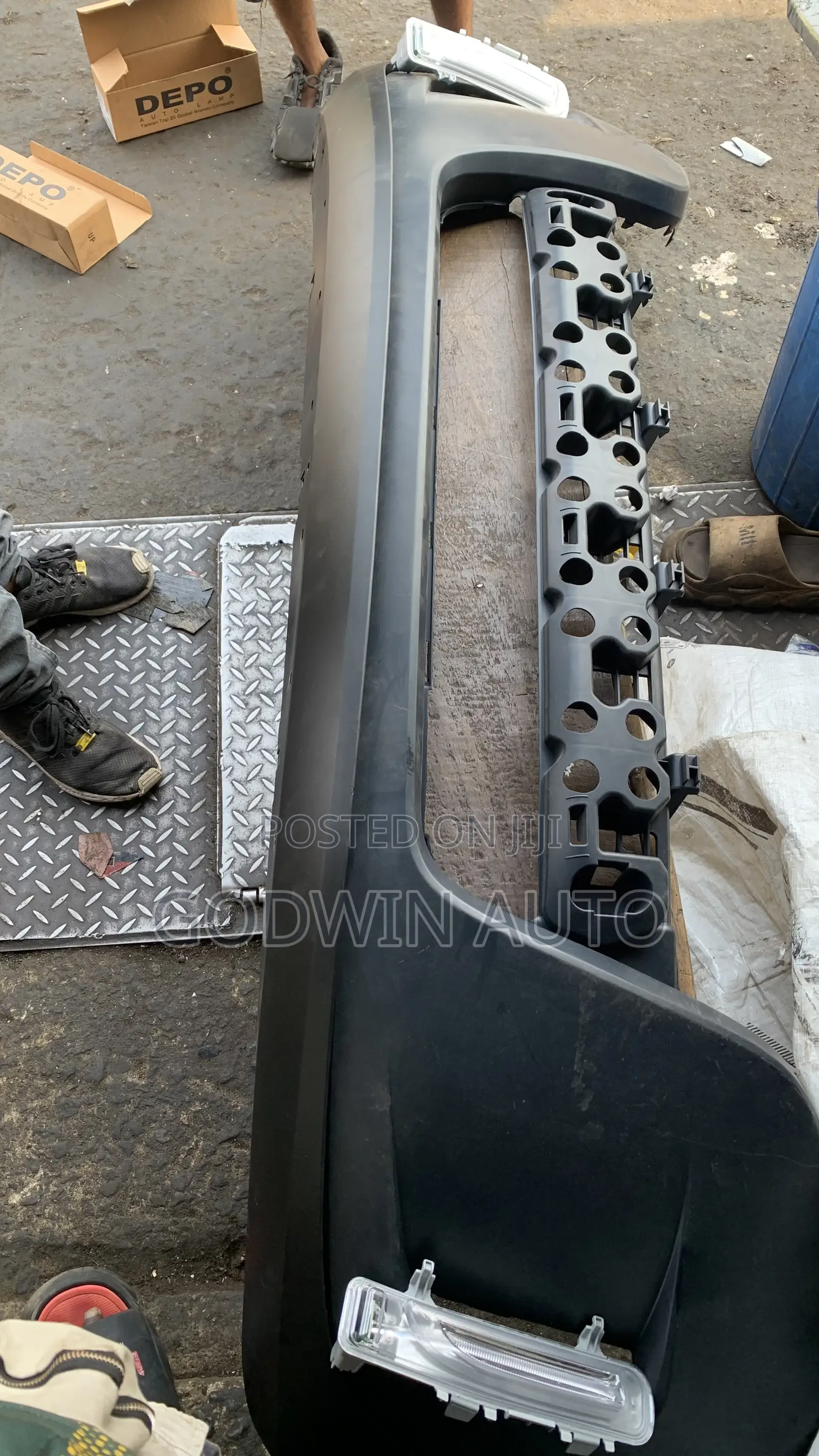 Front Bumper Ford Edge 2013