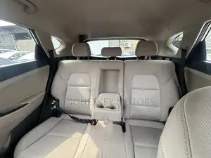 Hyundai Tucson Sport FWD 2017 White