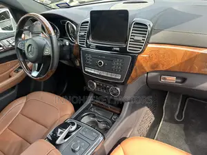 Mercedes-Benz GLE-Class GLE 400 4MATIC 2017 White
