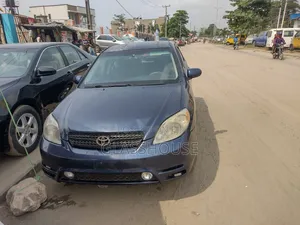Photo - Toyota Matrix 2004 Blue