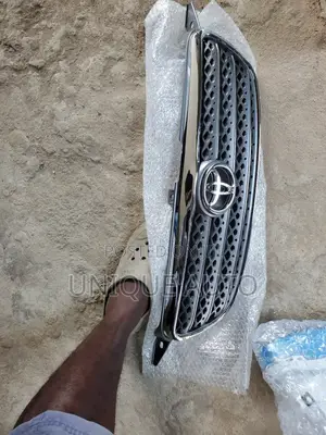 Front Grille 2005 Corolla