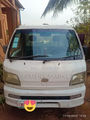Photo - Daihatsu Hijet Truck 2006 White