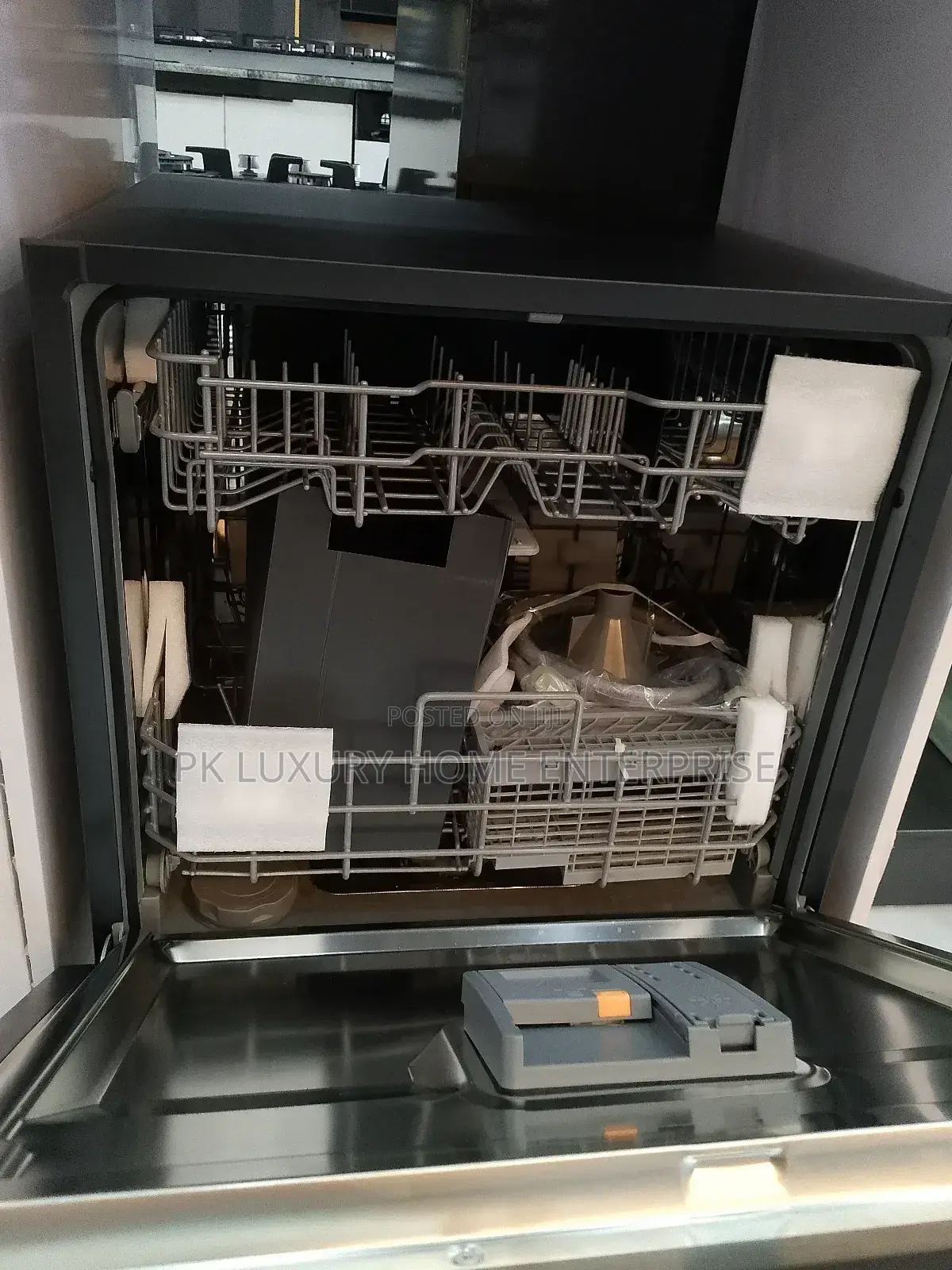 60cm Digital Dishwasher