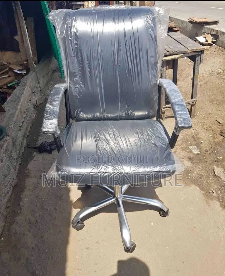 Office Chair and Table