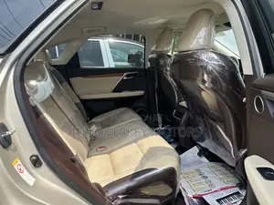Lexus RX 350 2016 Gold