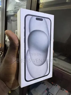 New Apple iPhone 15 Plus 128 GB Black