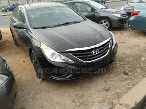 Hyundai Sonata 2013 Black