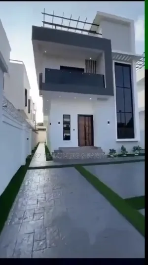 4bdrm Duplex in Within Wtc , Enugu, for sale