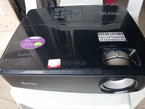Black Benq Projector for Big Guys