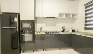 Luxury 2-Bedroom Apartment