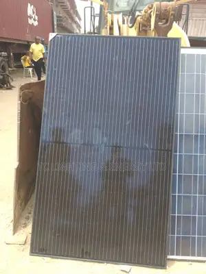 All Black Half Cut 450w Solar Panel
