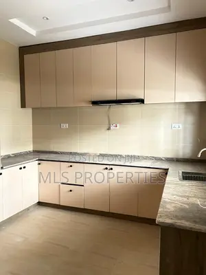 4bdrm Bungalow in Wuye for rent