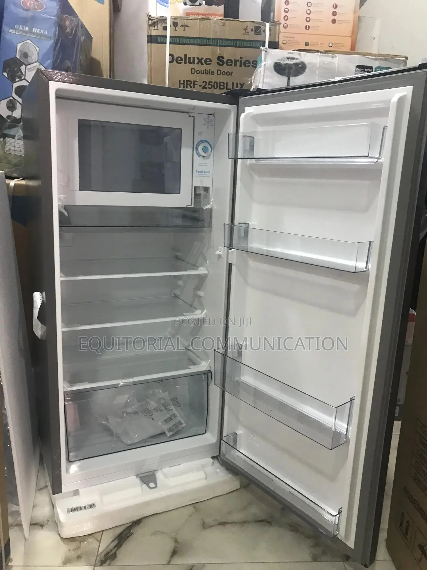 Hisense 150l Space Saving Refrigerator- Adjustable Shelves