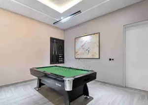 Elegant 4-Bedroom Maisonette