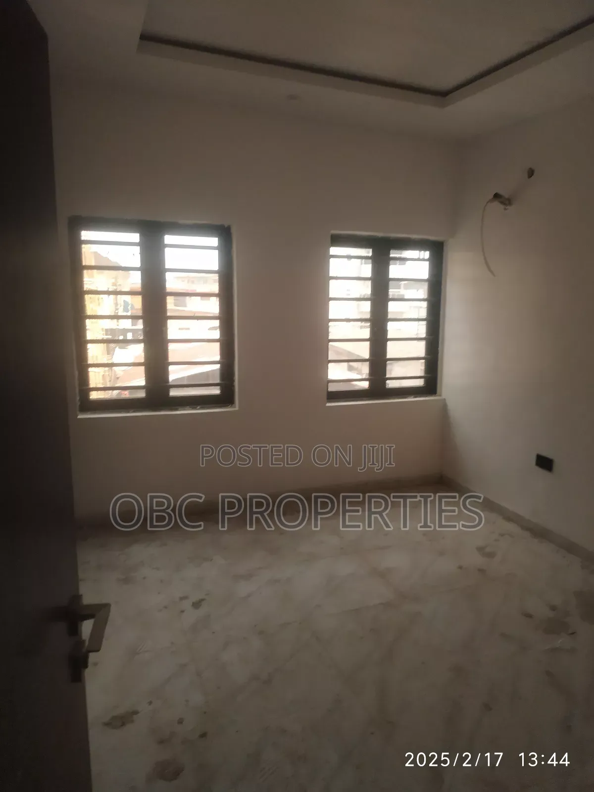 4 Bedrooms Semi Detached Duplex