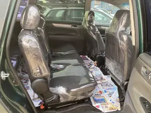 Toyota Avensis Verso 2.0 D-4D 2006 Green