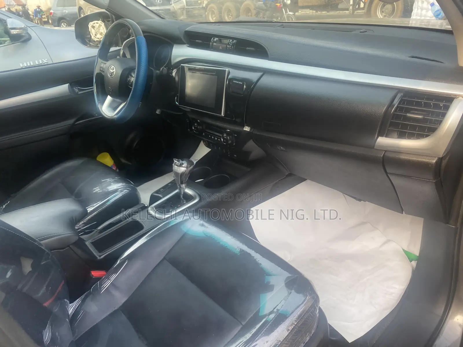 Toyota Hilux 2019 Gray