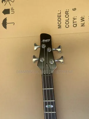 Alvarez 4 Strings Bass Guitar
