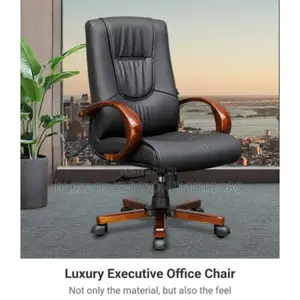 Executive Wooden Armrest Office Quality Chair