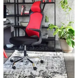 Executive Mesh Office Chair With Headrest