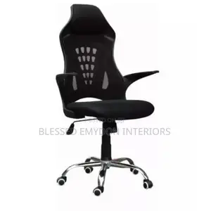 Executive Mesh Office Chair With Headrest