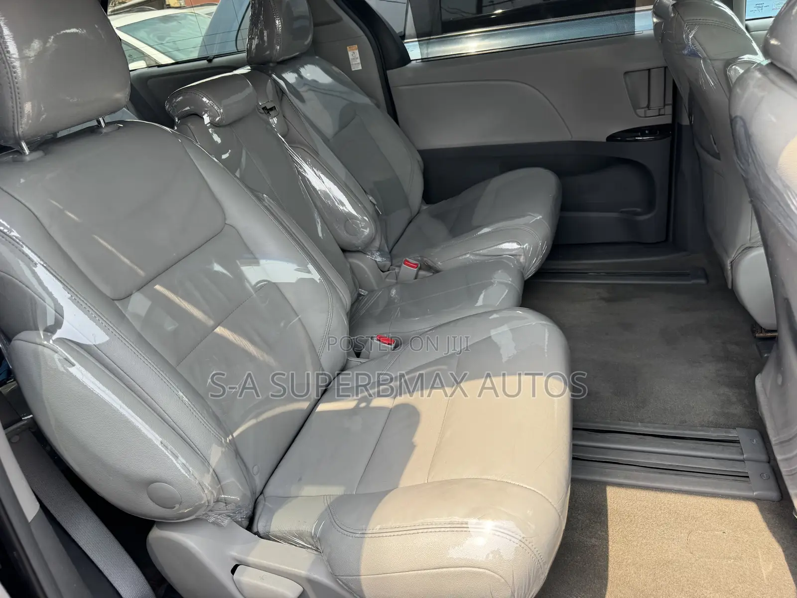 Toyota Sienna 2017 Black