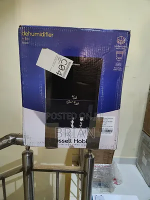 Russell Hobbs Dehumidifier 10l