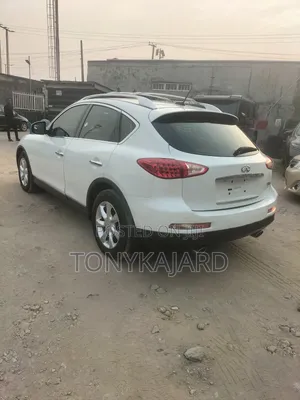 Infiniti EX 35 Journey 2011 White