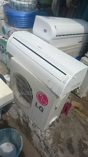 Display of 1hp Low Voltage Korea AC