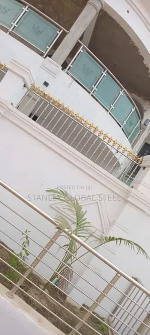 Wall Railings With Glass
