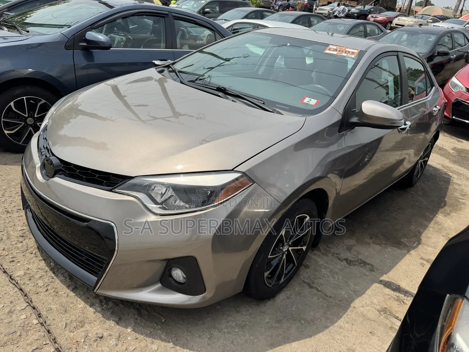 Toyota Corolla 2013 Brown