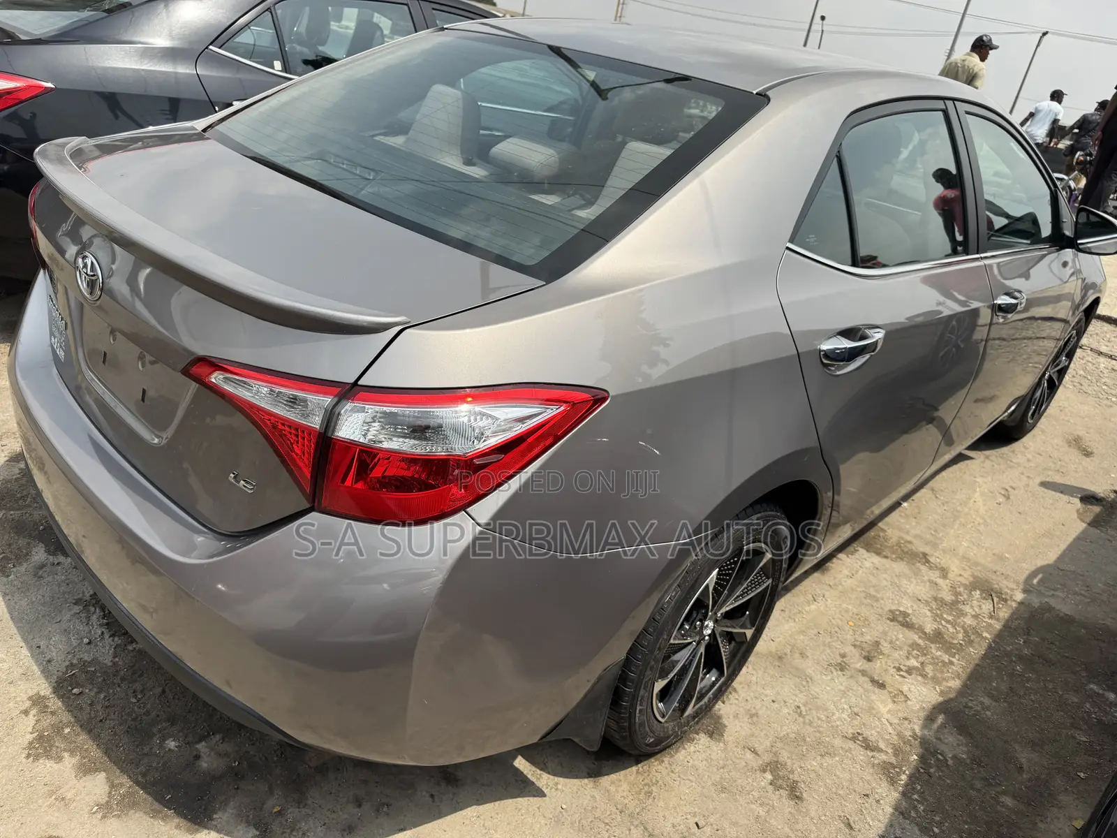 Toyota Corolla 2013 Brown