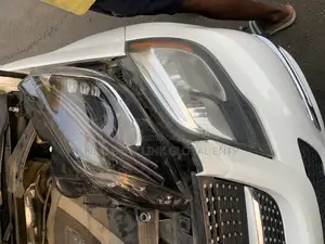 Mercedes Benz GLK Headlight
