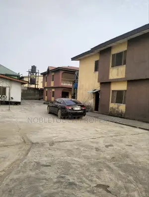 3bdrm Block of Flats in Governor'S Road for sale