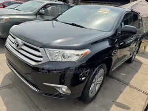 Toyota Highlander Limited 2012 Black