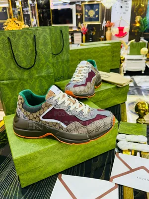 Top Quality Luxury Men's Sneakers Gucci Available In Store
