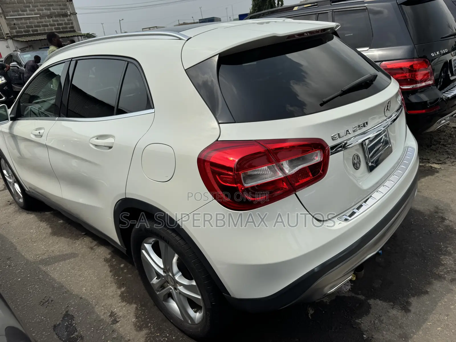 Mercedes-Benz GLA 250 2016 White