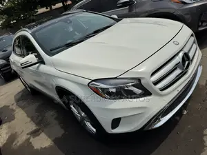 Mercedes-Benz GLA 250 2016 White