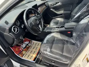 Mercedes-Benz GLA 250 2016 White