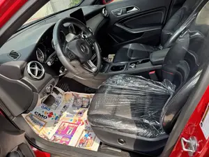 Mercedes-Benz GLA 250 2018 Red