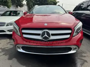 Mercedes-Benz GLA 250 2016 Red
