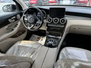 Mercedes-Benz GLC-Class 2017 Black