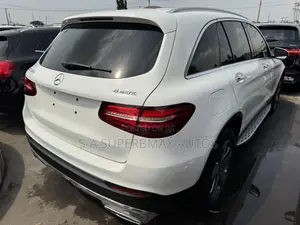 Mercedes-Benz GLC-Class 2018 White