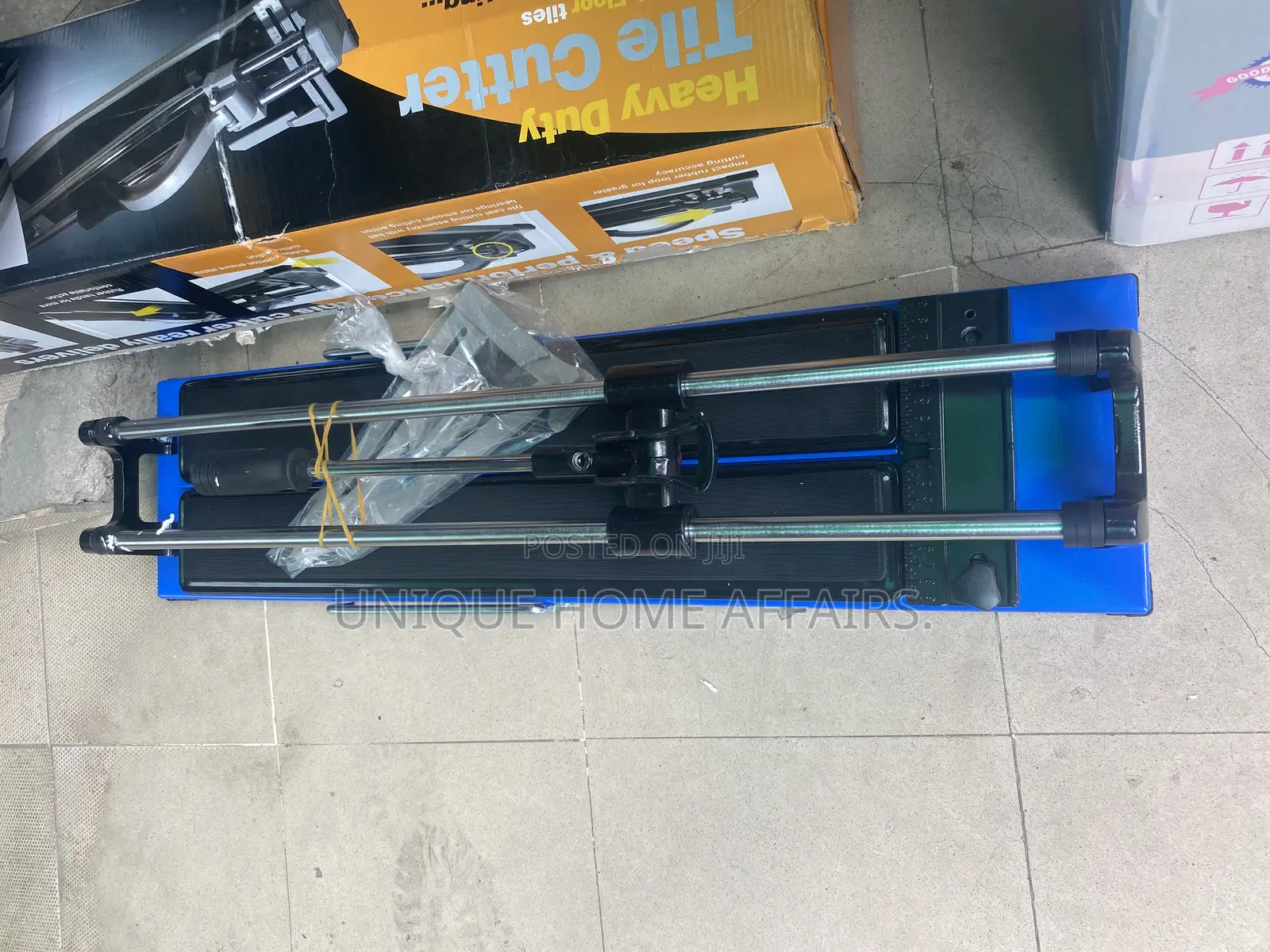 Pencil Mouth Tiles Cutter