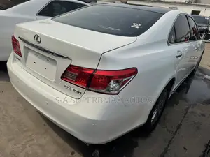 Lexus ES 350 2011 White