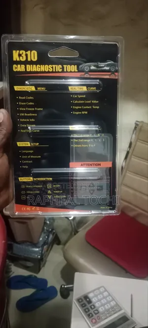 Car Code Reader Or Scanner. V130 OBD2