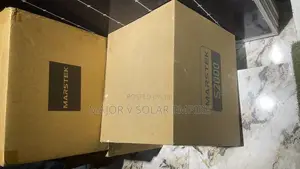 Photo - 2000watts Solar Generator